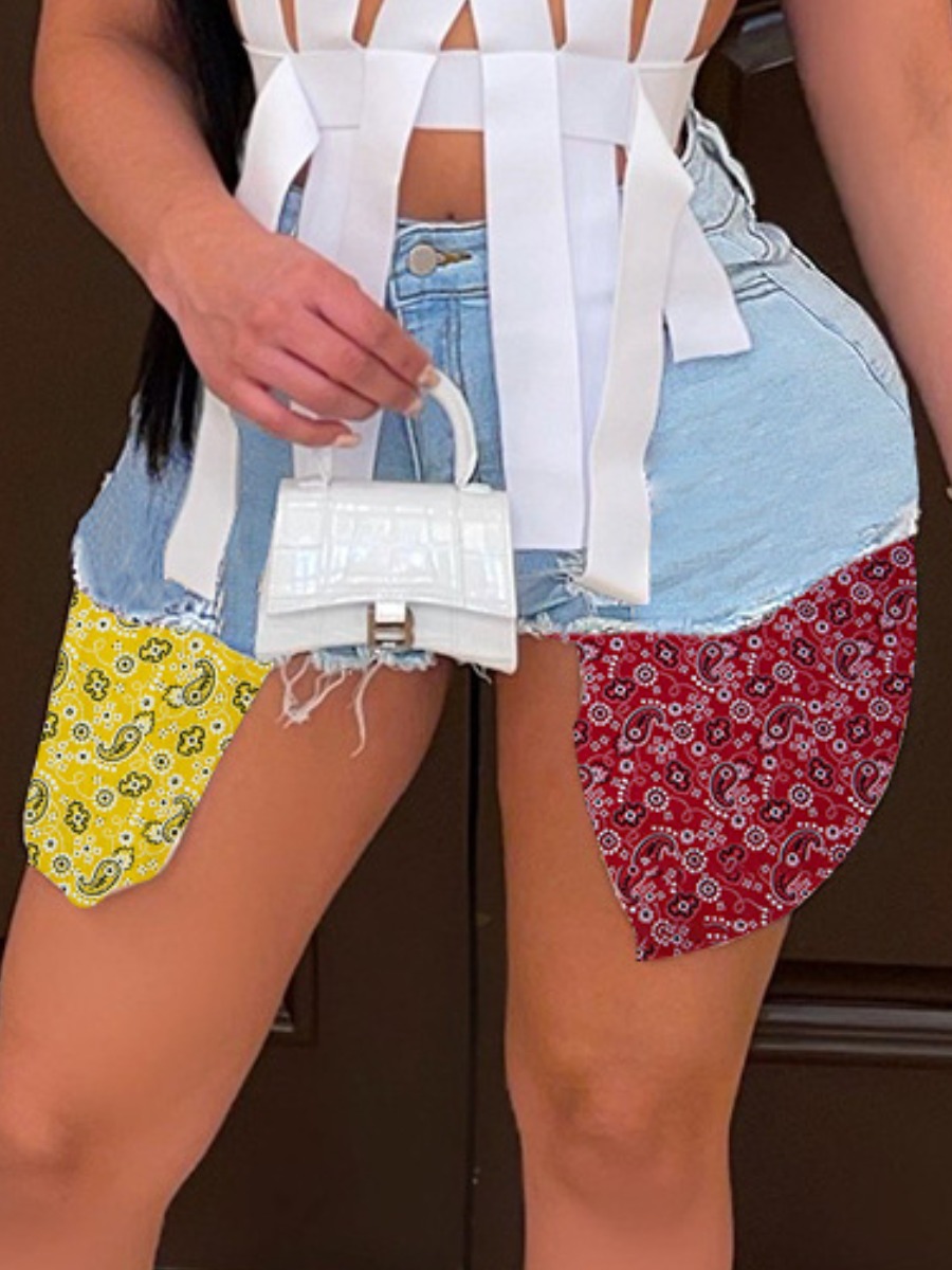 

Lovely Street Cashew Print Raw Edge Baby Blue Denim Shorts