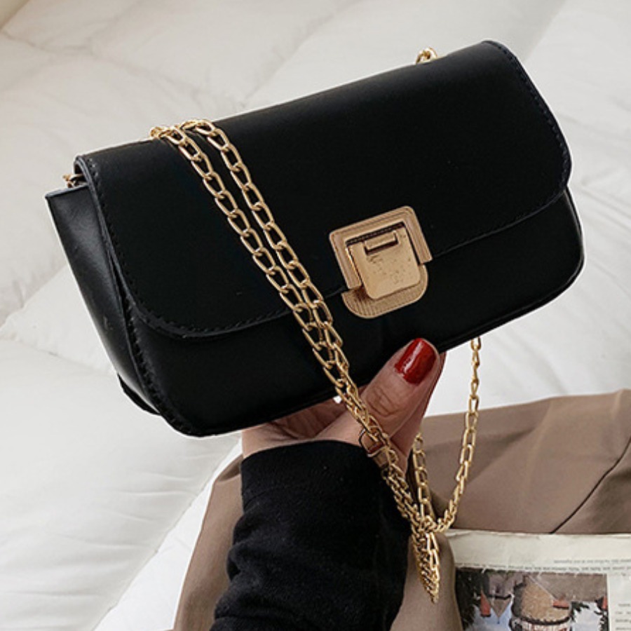 

Lovely Casual Chain Strap Black Crossbody Bag