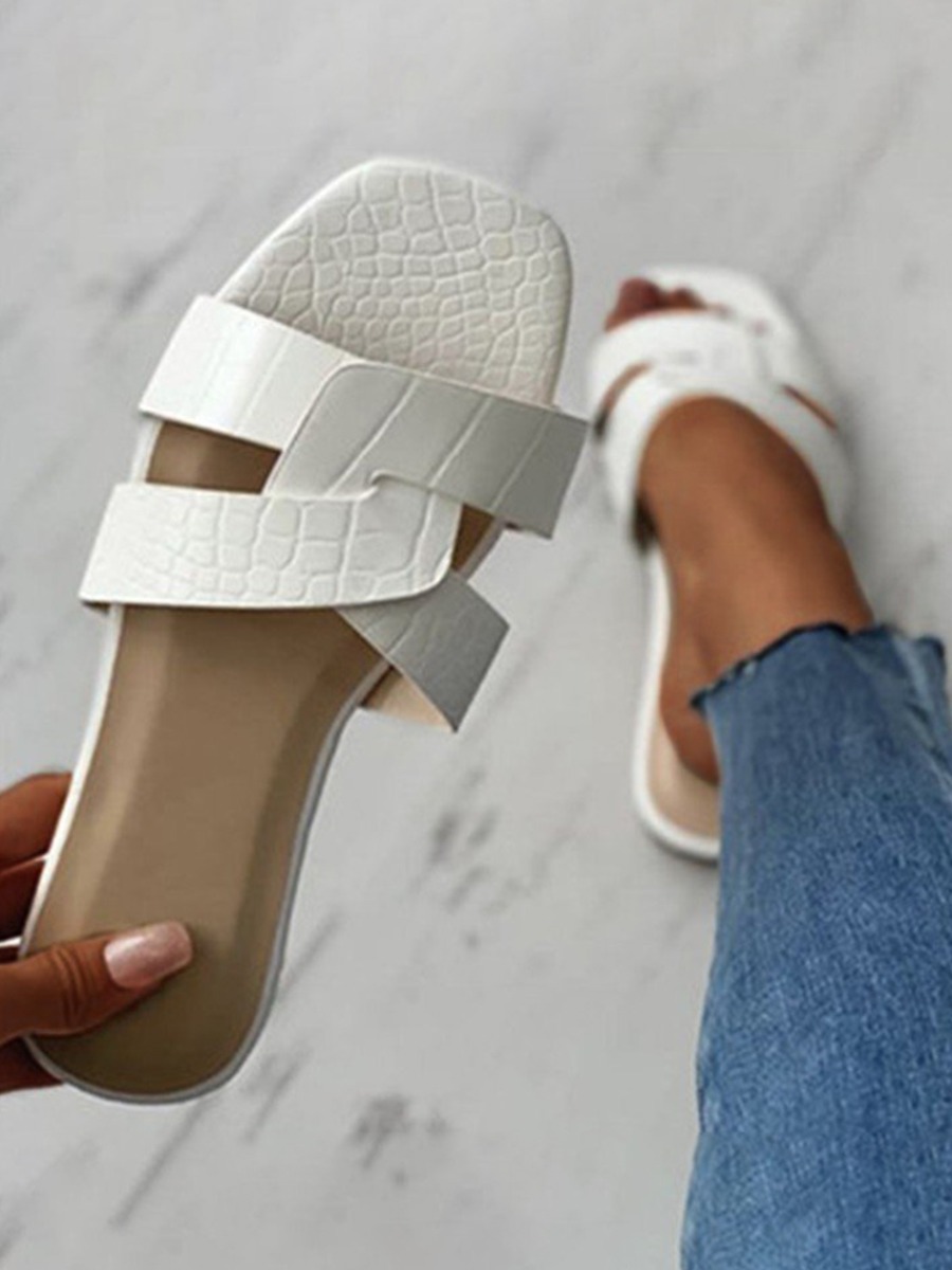 

Lovely Street Hollow-out White Slippers