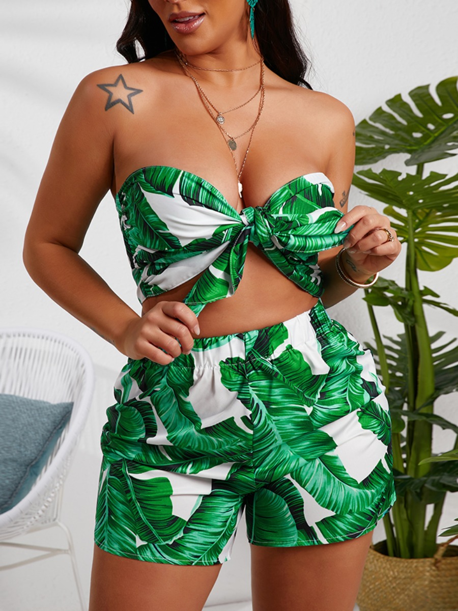 

Lovely Boho Floral Print Bandage Design Green Two Piece Shorts Set