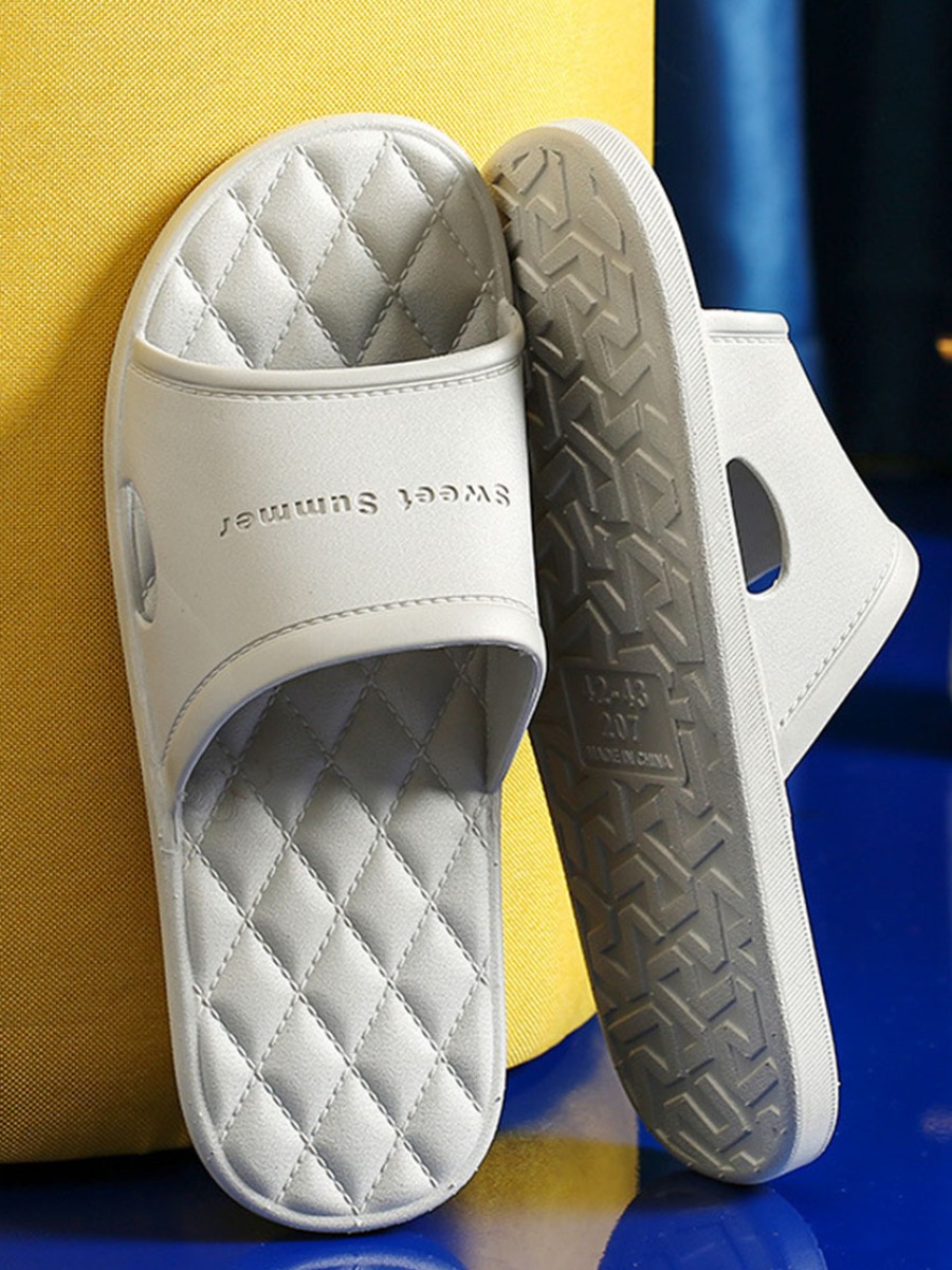 

Lovely Men Casual Quilted Slide Grey Slippers