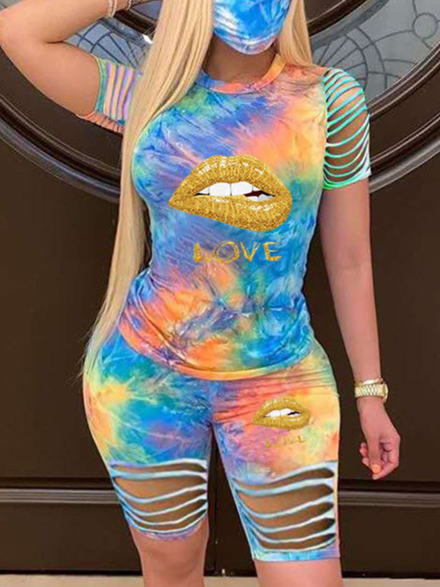 

Lovely Plus Size Street Tie-dye Ripped Baby Blue Two-piece Shorts Set(Without Face Mask)