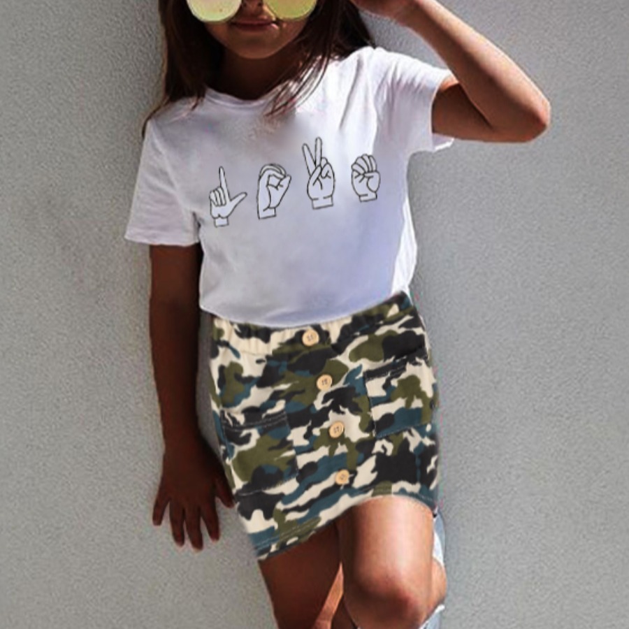 

Lovely Girl Casual Fist Camo Print White Two Piece Skirt Set