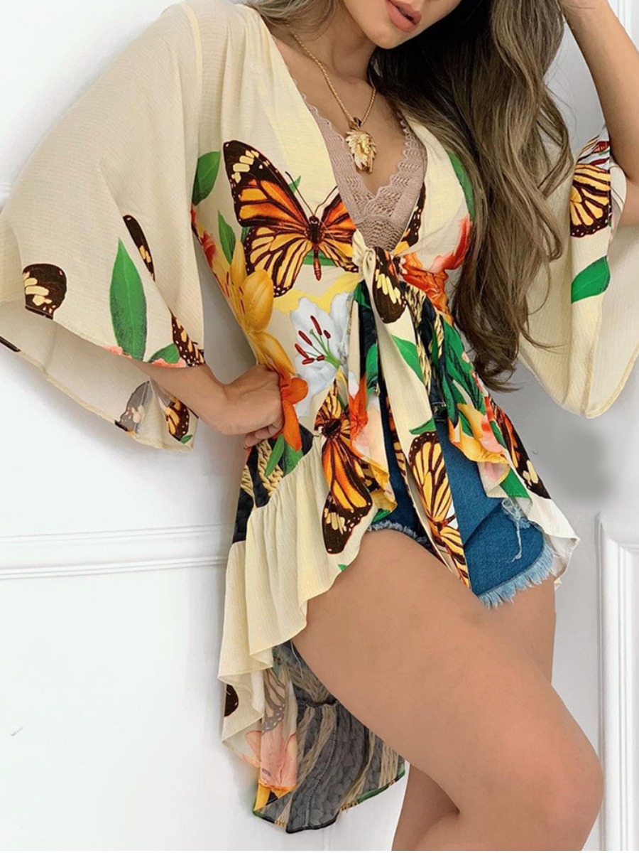 

Lovely Street Butterfly Print Flounce Design Apricot Blouse