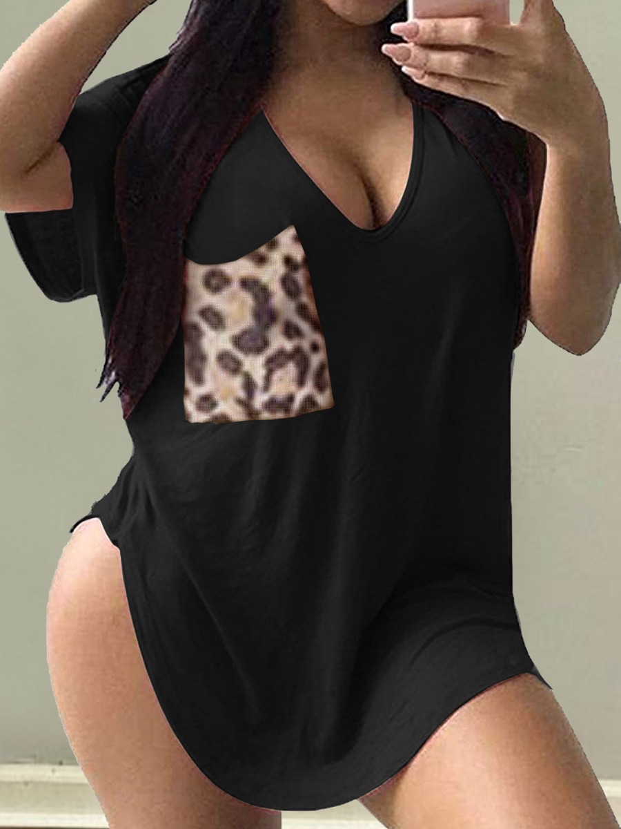 

Lovely Street V Neck Leopard Print Black T-shirt