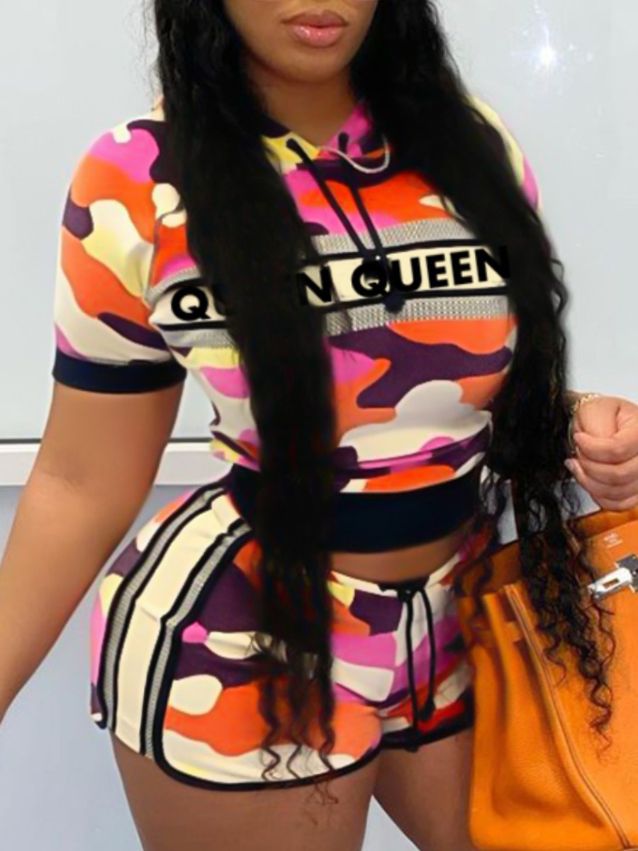 

Lovely Plus Size Sporty Hooded Collar Camo Print Orange Two-piece Shorts Set