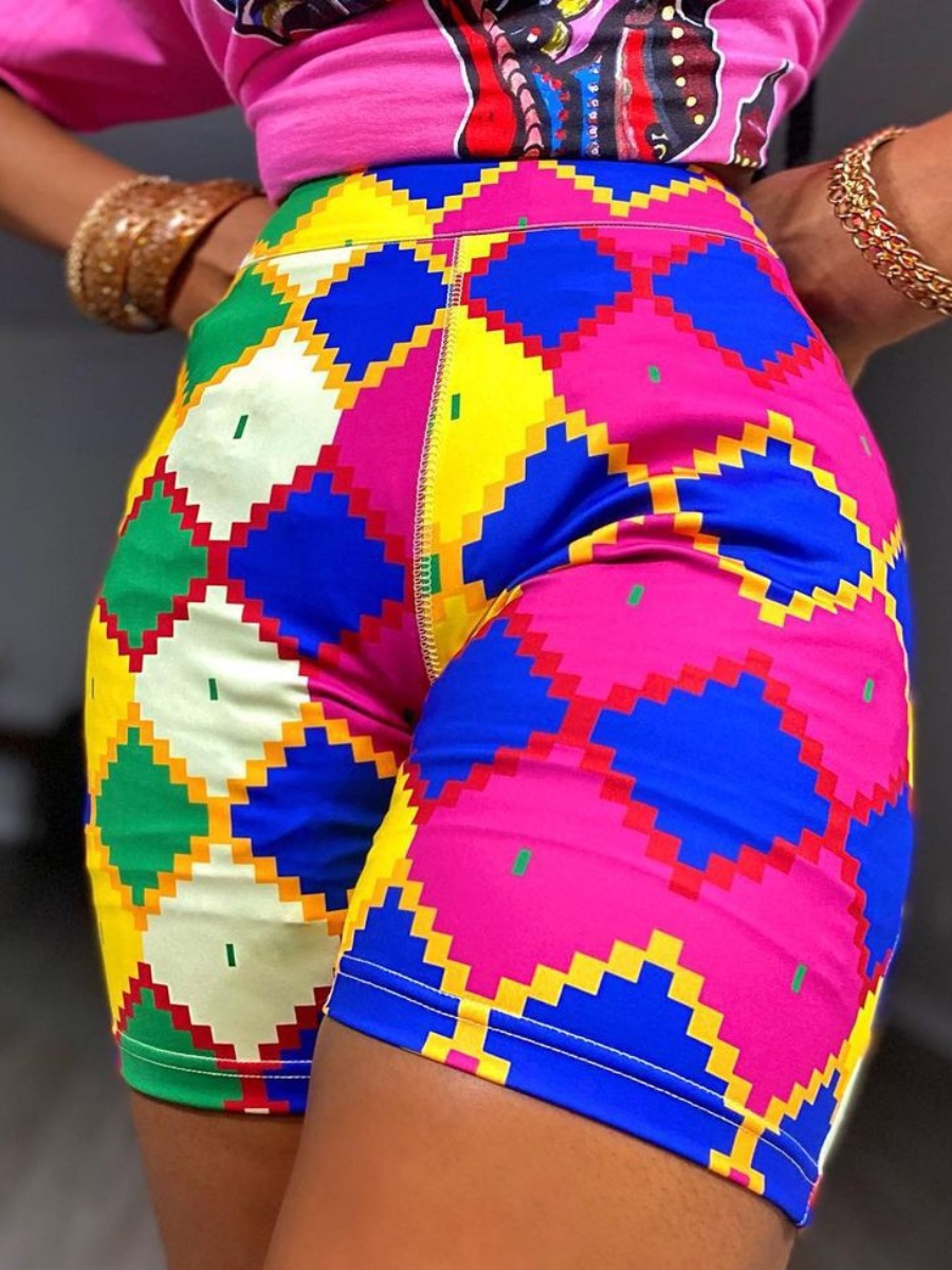 

Lovely Street Geometric Print Patchwork Red Shorts