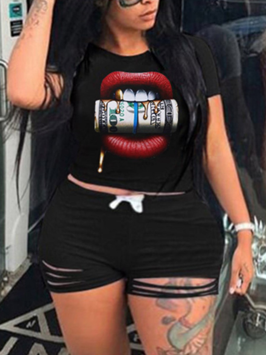 

Lovely Plus Size Street Lip Print Ripped Black Two-piece Shorts Set
