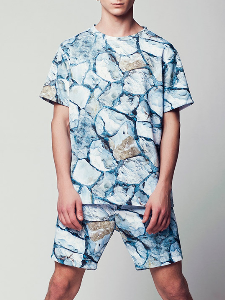 

Lovely Men Street O Neck Graffiti Print Baby Blue Two Piece Shorts Set