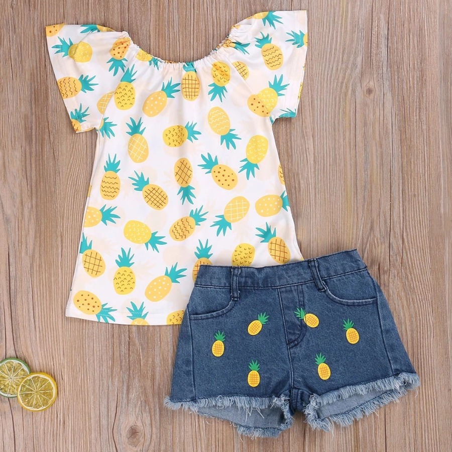 

Lovely Girl Casual Fruit Print Raw Edge White Two Piece Shorts Set