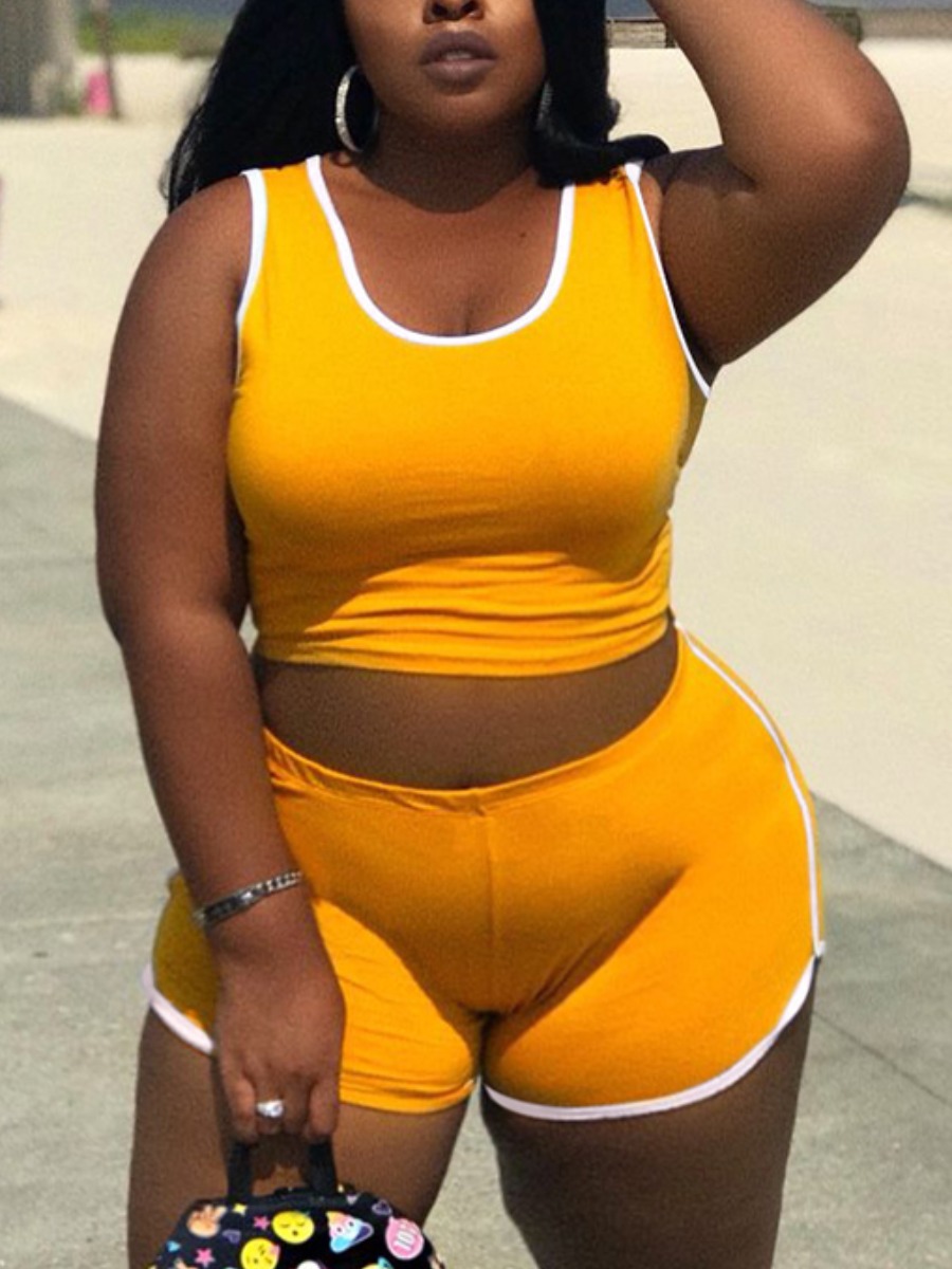 

Lovely Plus Size Sporty U Neck Striped Yellow Two-piece Shorts Set