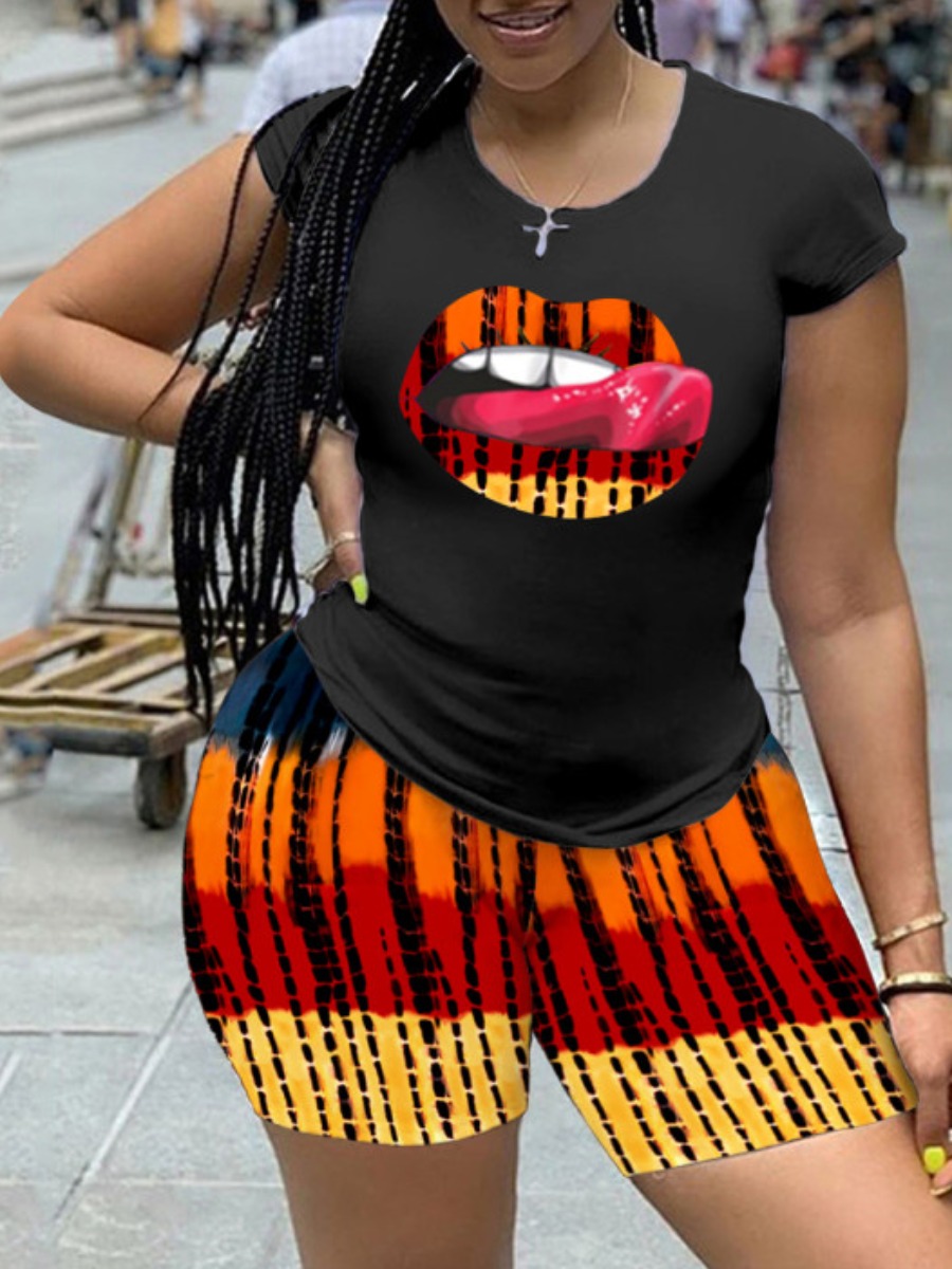 

Lovely Plus Size Casual Lip Print Tie-dye Black Two-piece Shorts Set