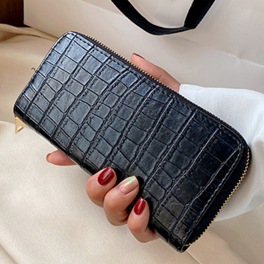 

Lovely Casual Plaid Pattern Black Messenger Bag