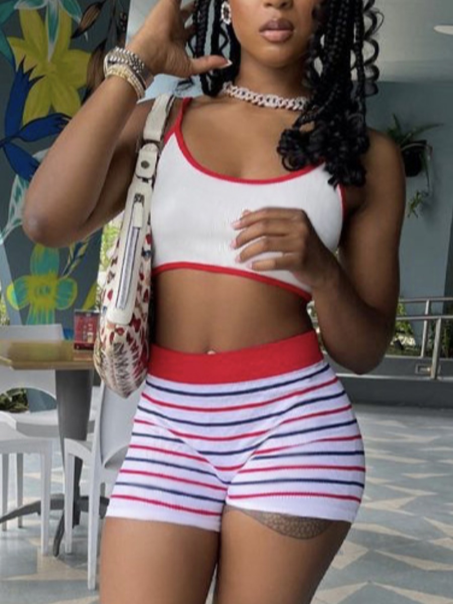 

Lovely Sporty Round Neck Striped White Two Piece Shorts Set