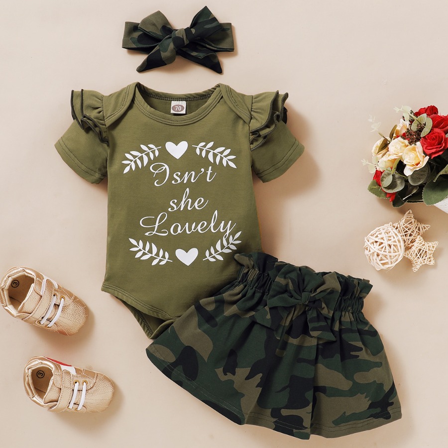 

Lovely Girl Casual Letter Camo Print Flounce Design Green Two Piece Skirt Set