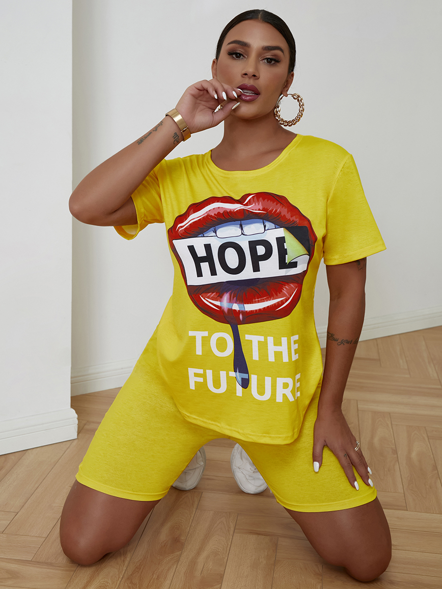 

Lovely Casual Lip Letter Print Yellow Two Piece Shorts Set