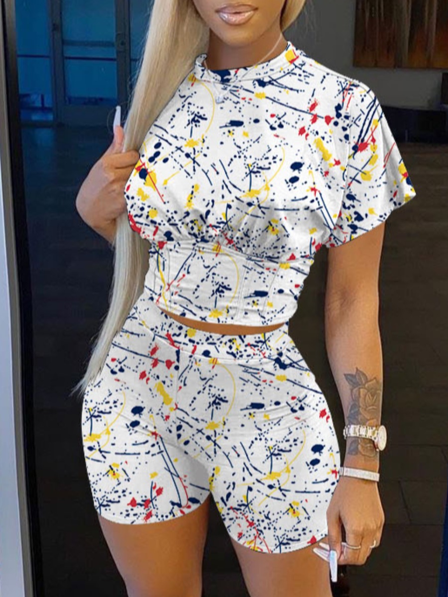 

LW Street Round Neck Splash-ink Design White Two Piece Shorts Set