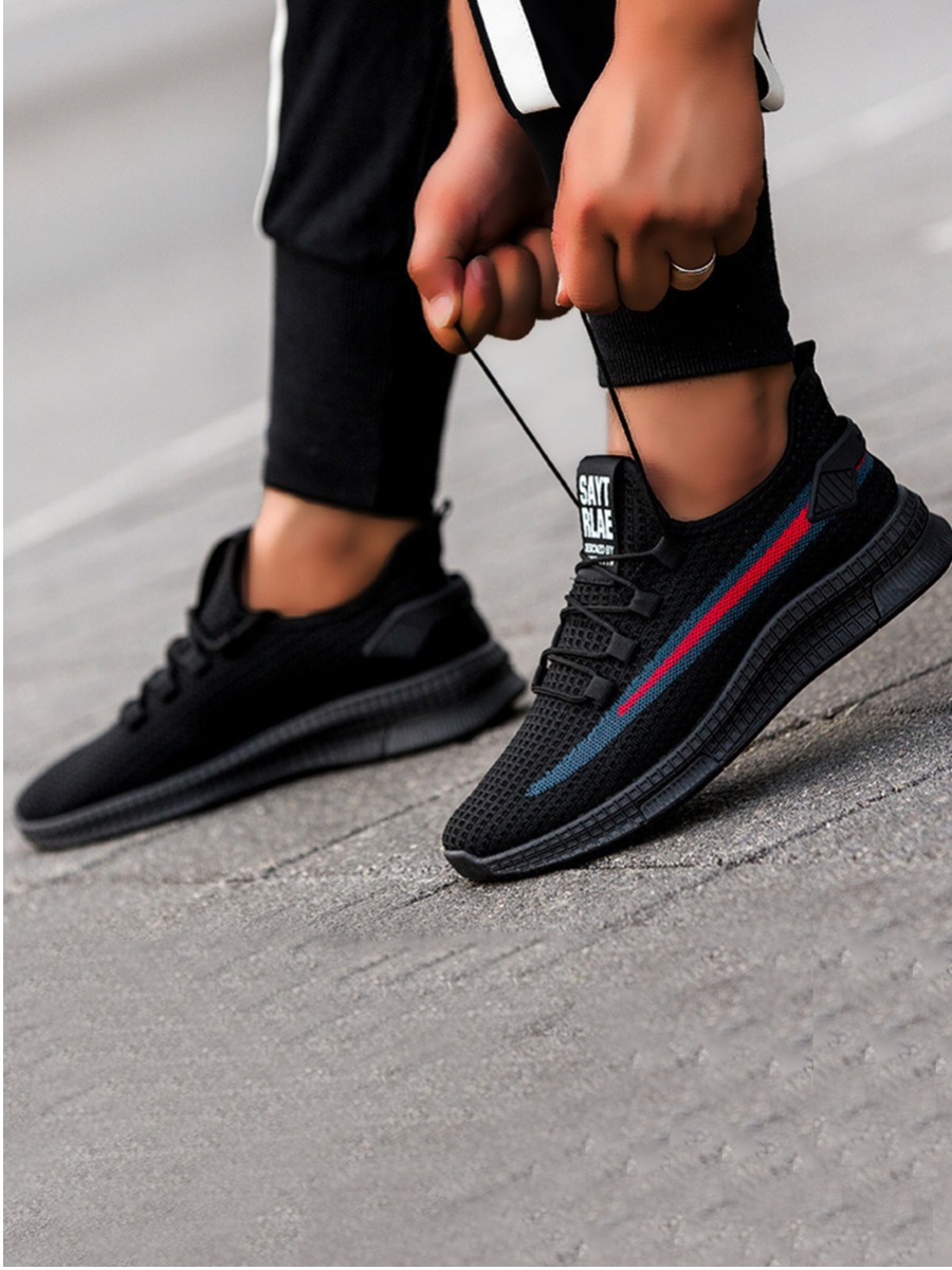 

Lovely Men Sporty Meshwork Black Sneakers
