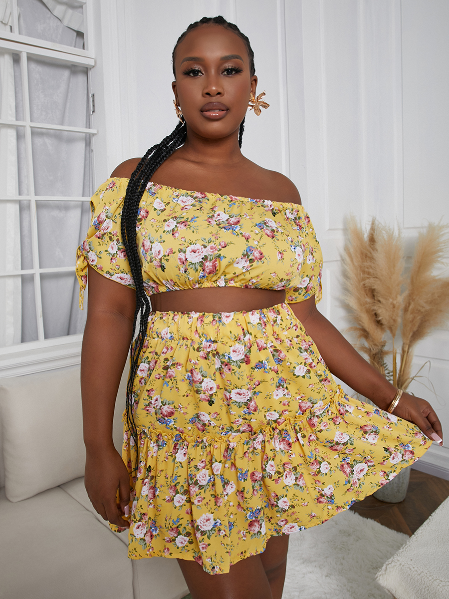 

Lovely Plus Size Off The Shouder Floral Print Flounce Two-piece Skirt Set, Yellow