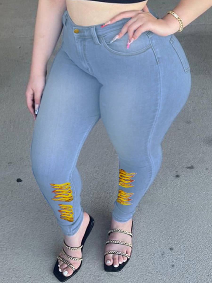 

LW BASICS Plus Size High-waisted Flame Print Jeans, Baby blue