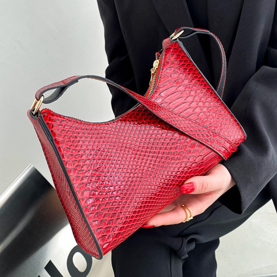 

LW Embossed Zipper Design Shoulder Bag, Red