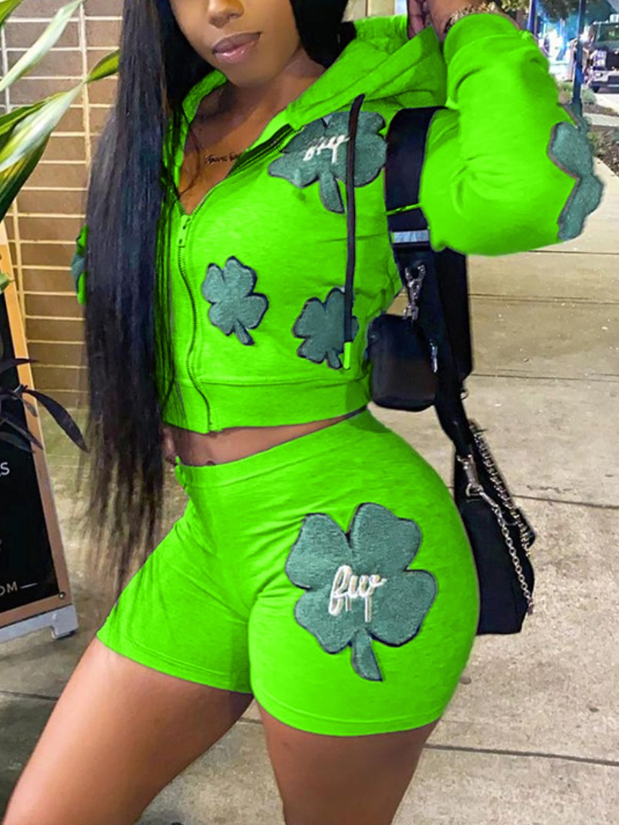

LW Letter Floral Decoration Shorts Set, Green