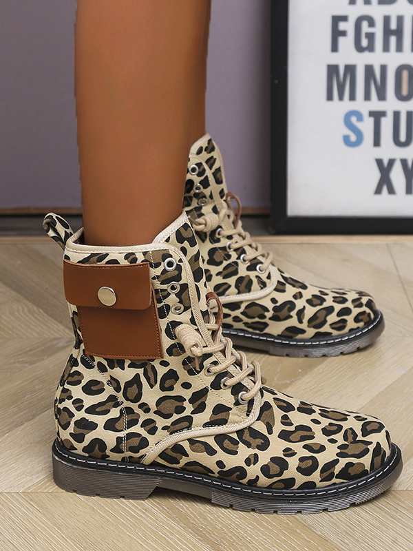 

LW Leopard Print Booties