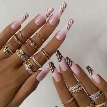 

LW 24-piece Striped Fake Nails, Pink