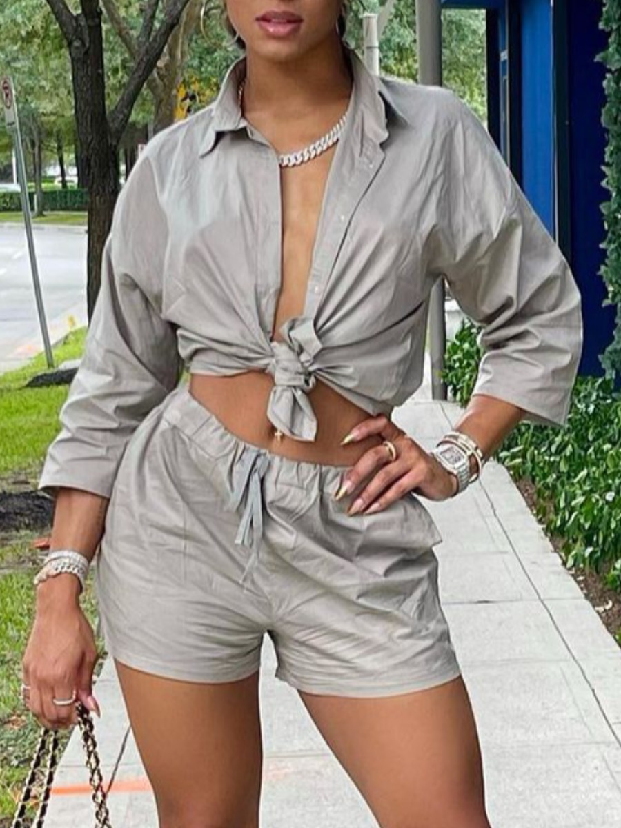 

LW Button Design Drawstring Shorts Set, Silver