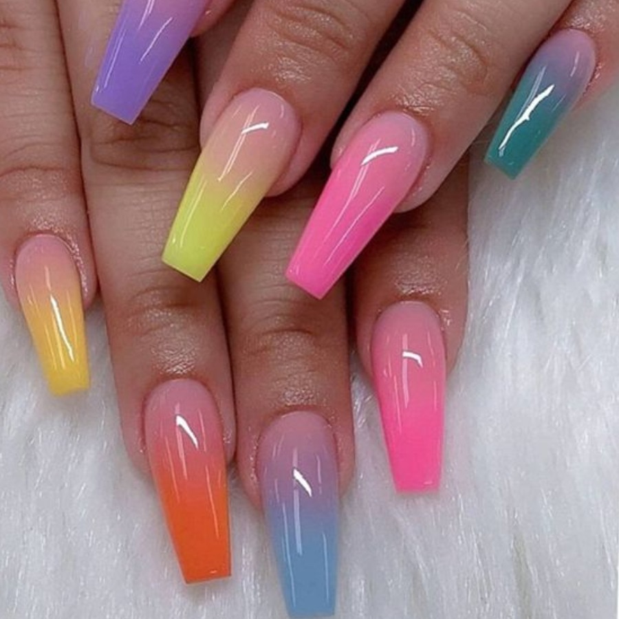 LW 24pcs Rainbow Gradient Print Fake Nail