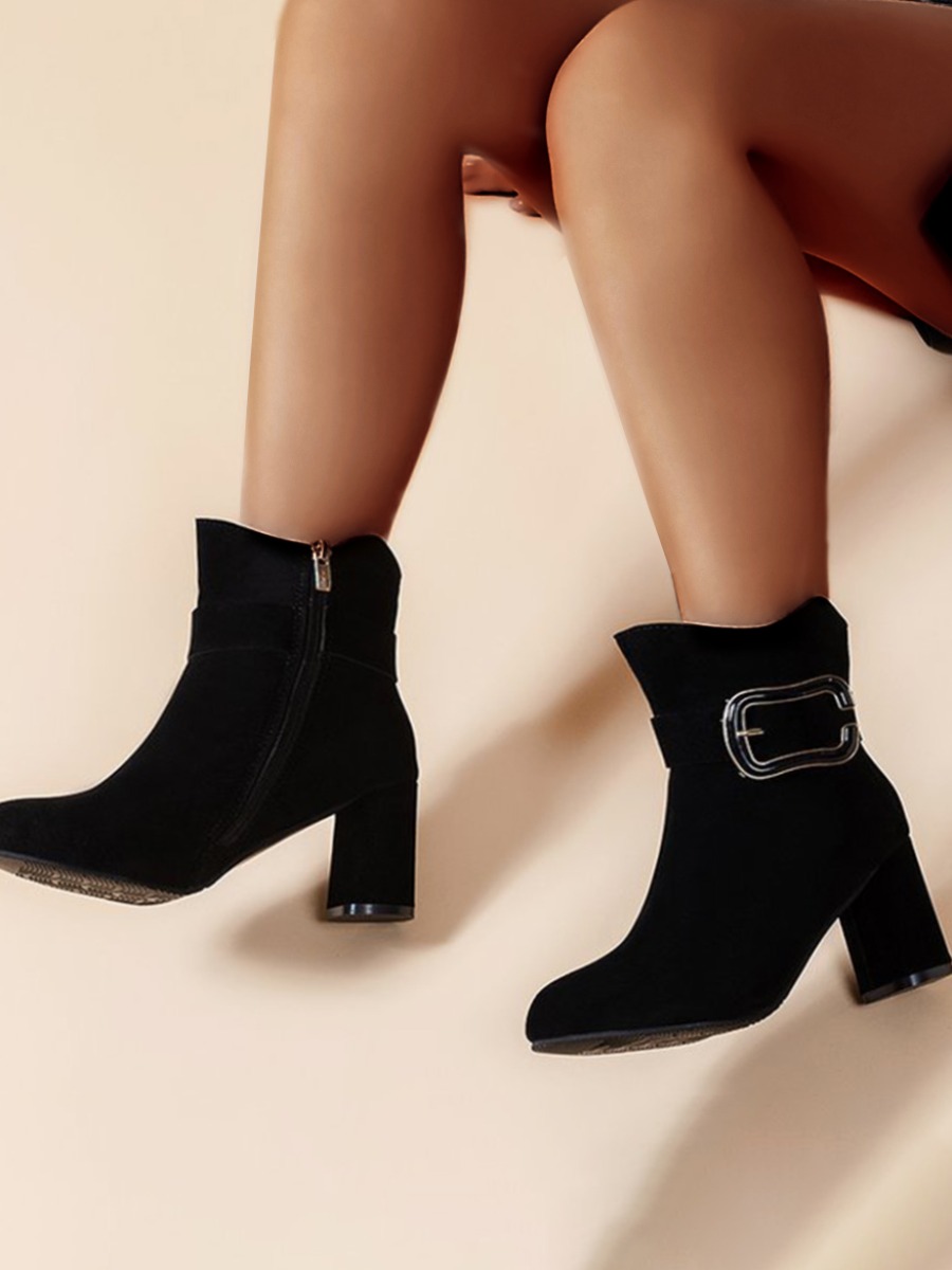 

LW Zipper Buckle Design Booties, Black