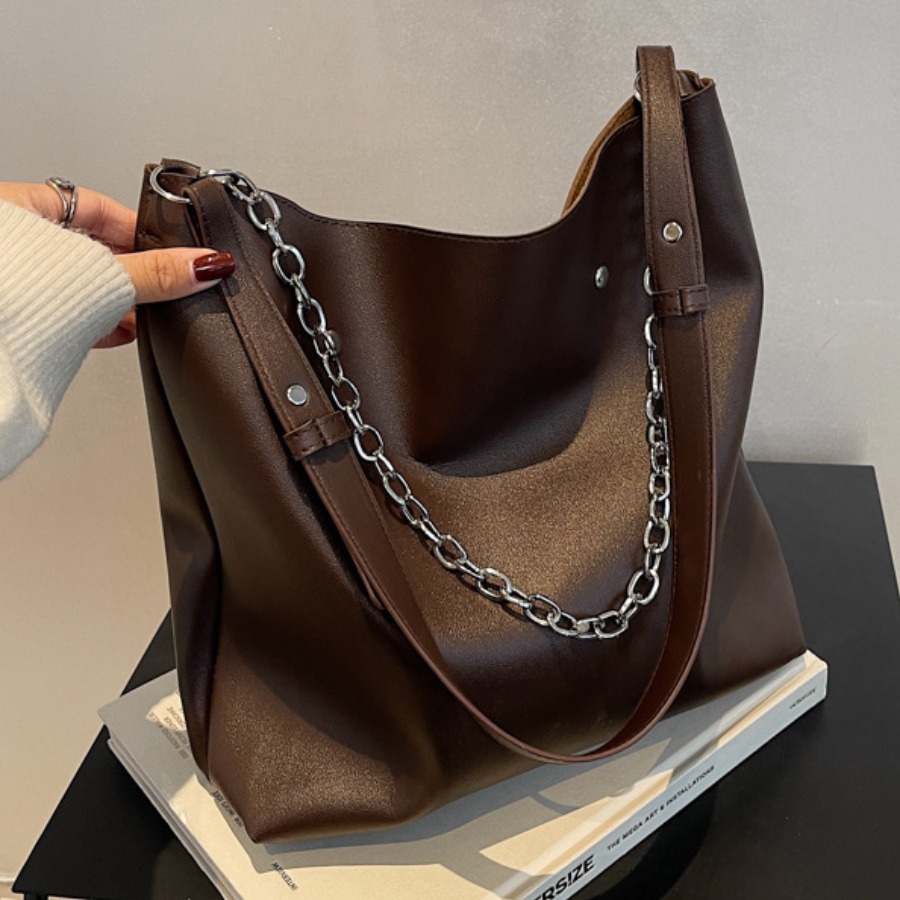 

LW Large Capacity Chain Decor Shoulder Bag, Coffee