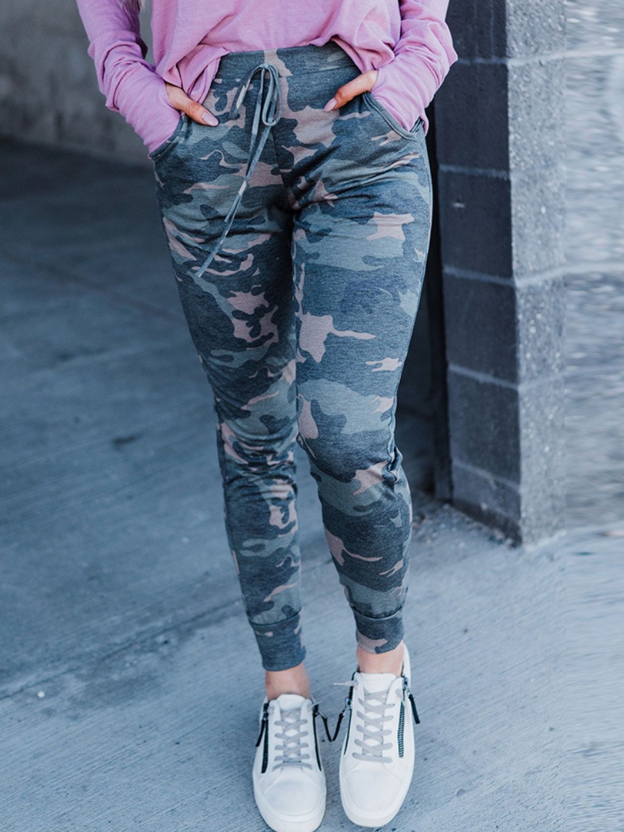 

LW Camo Print Drawstring Pants