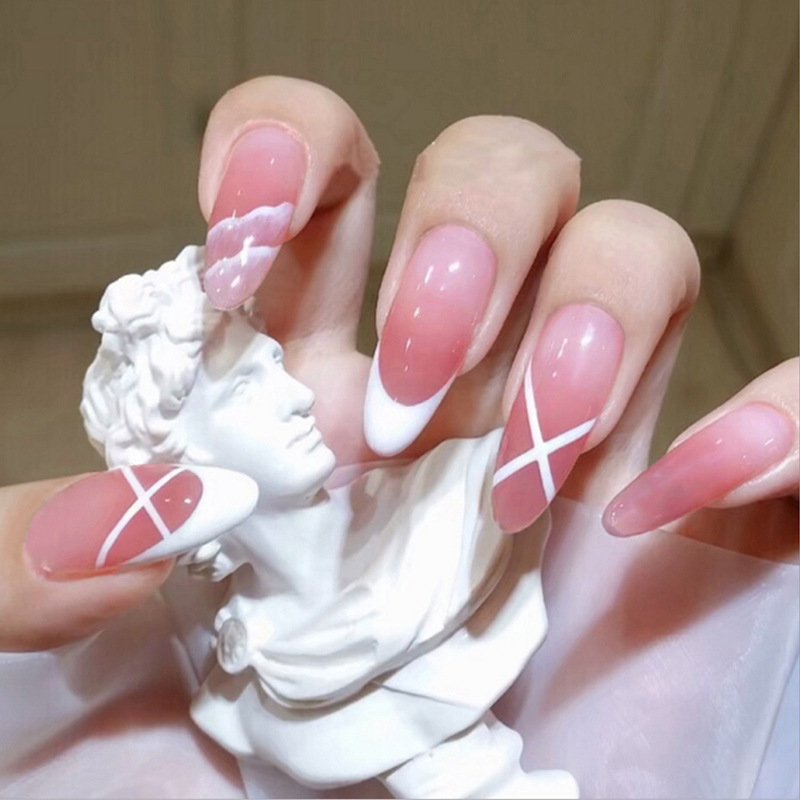 

LW Geometric Decor False Nails, White