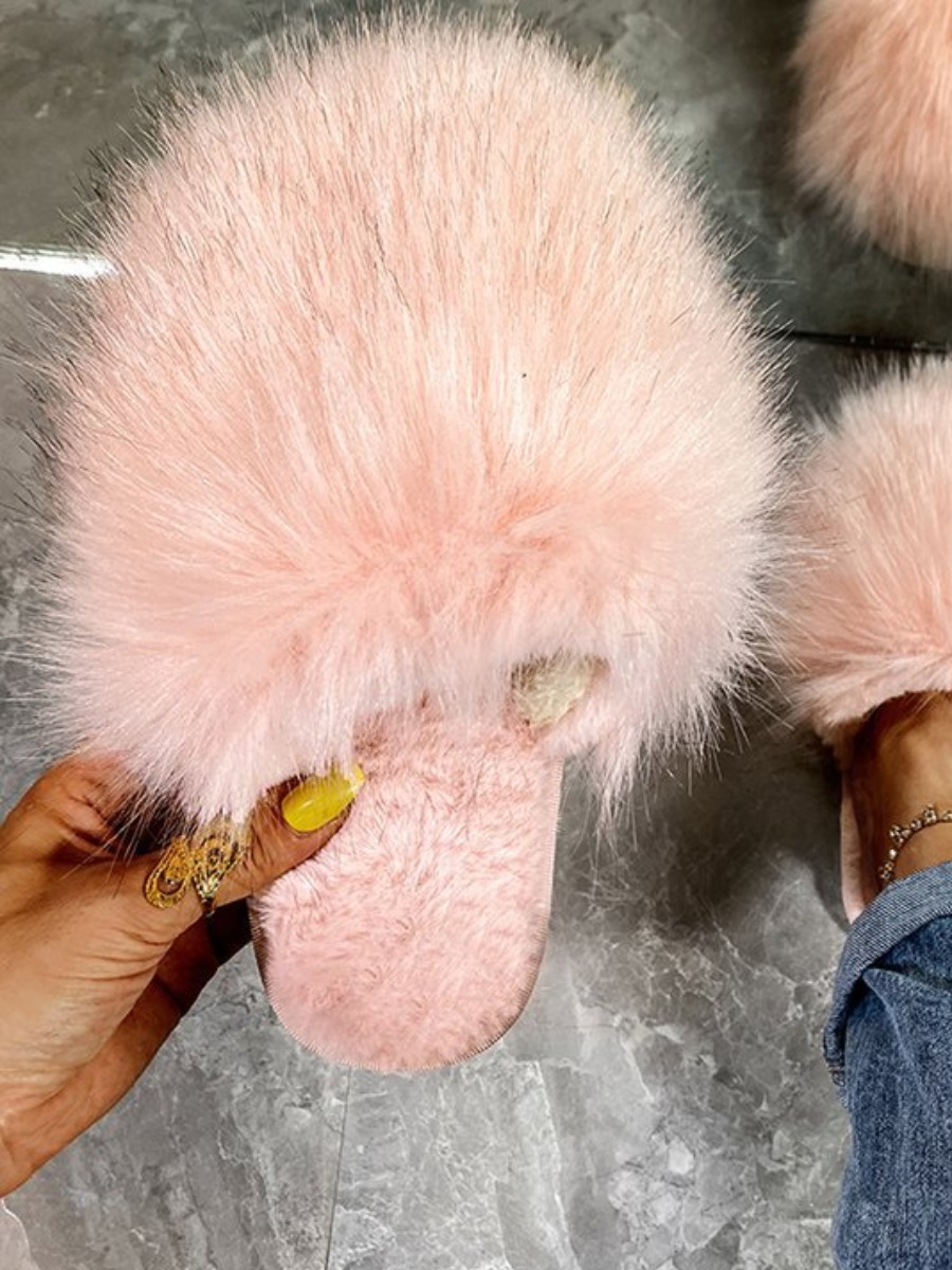 

LW Plush Solid Slippers, Pink