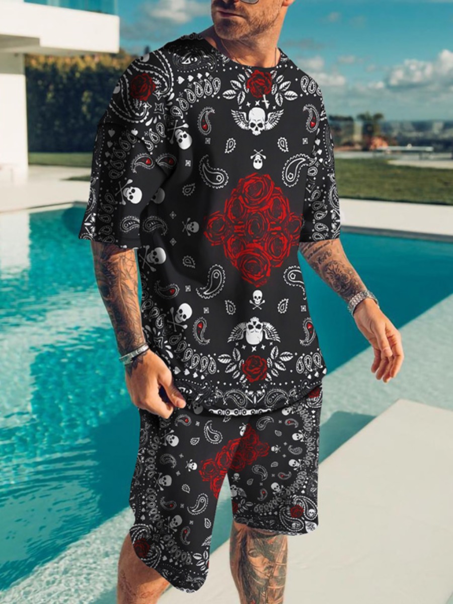 

LW BASICS Men Skull Head Cashew Print Shorts Set, Black