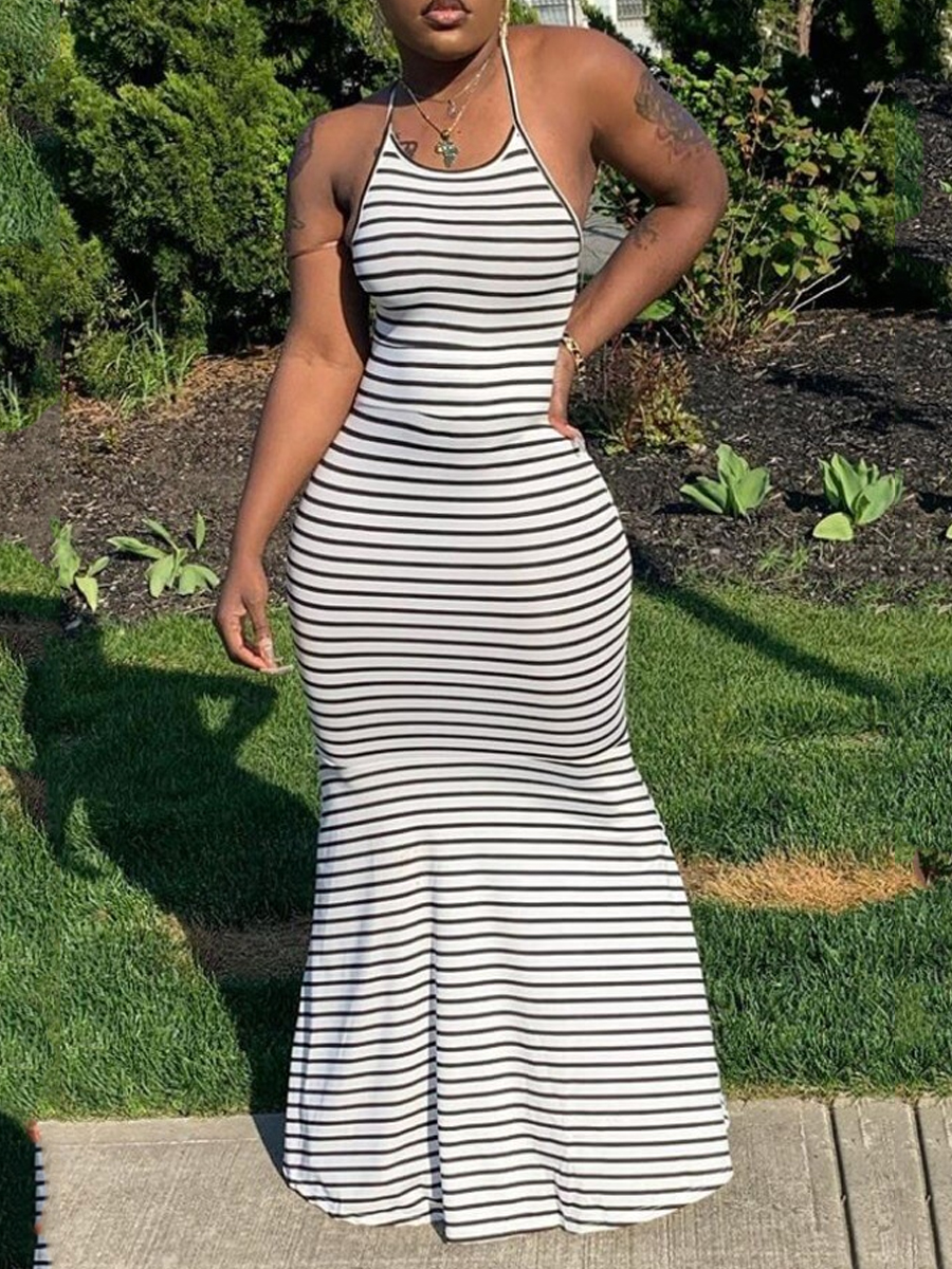

LW Striped Backless Trumpet Dress, Black and white