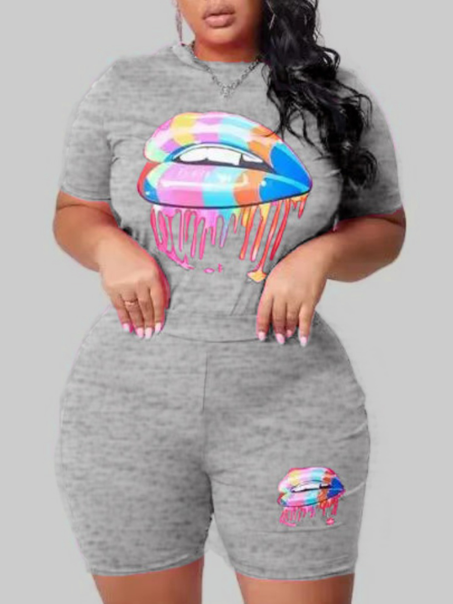 

LW BASICS Plus Size Round Neck Lip Print Shorts Set, Grey