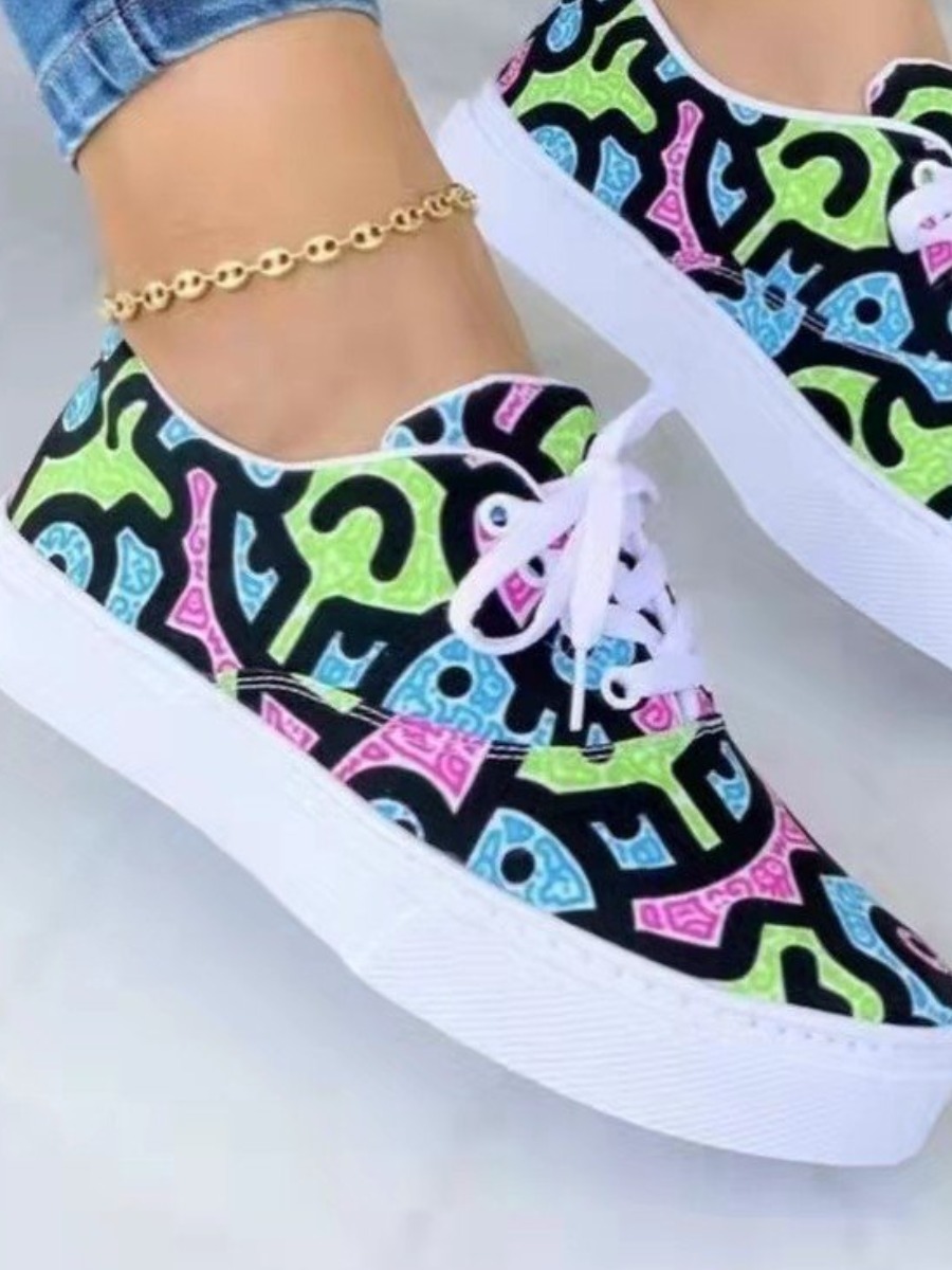 

LW Round Toe Mixed Print Flats, Green