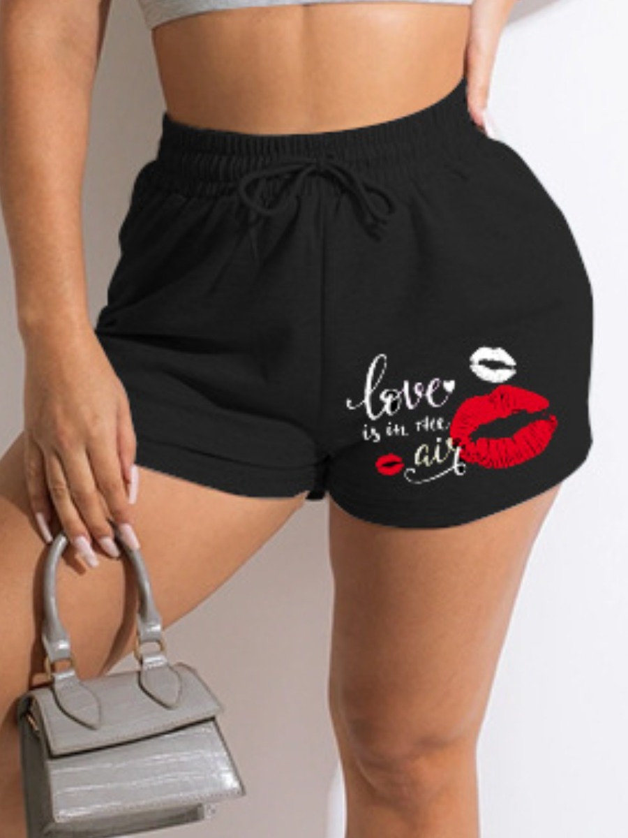 

LW Lip Letter Print Shorts, Black