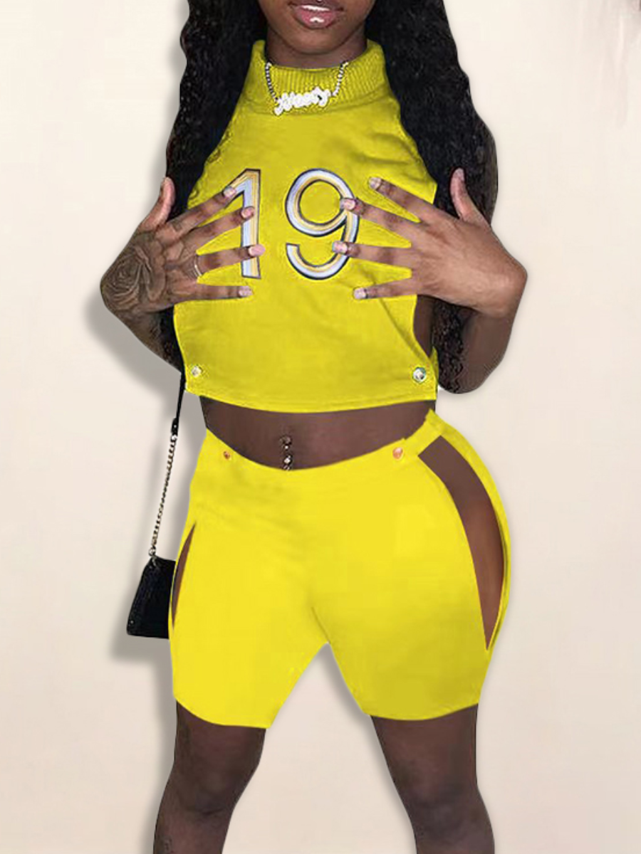 

LW BASICS Letter Print Cut Out Shorts Set, Yellow