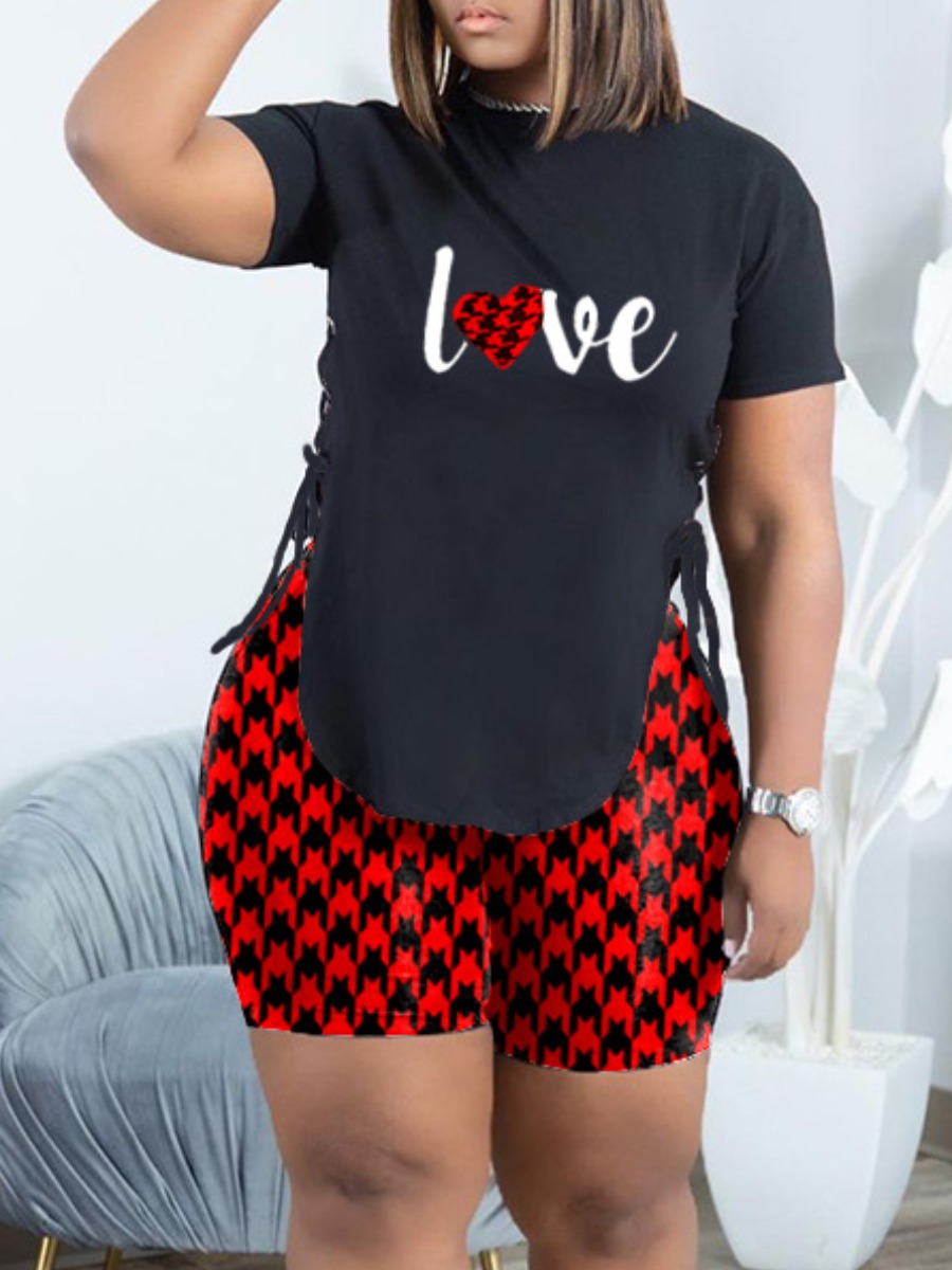 

LW Plus Size Houndstooth Love Letter Print Shorts Set, Red