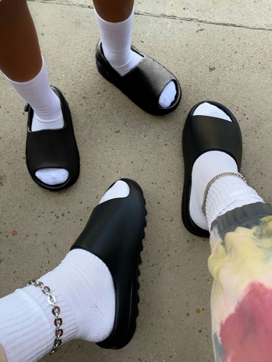 LW Men Round Toe Slides
