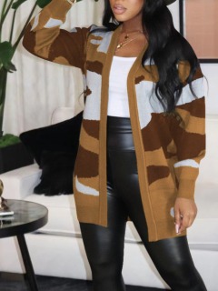 LW Plus Size Camo Print Knitted Coat