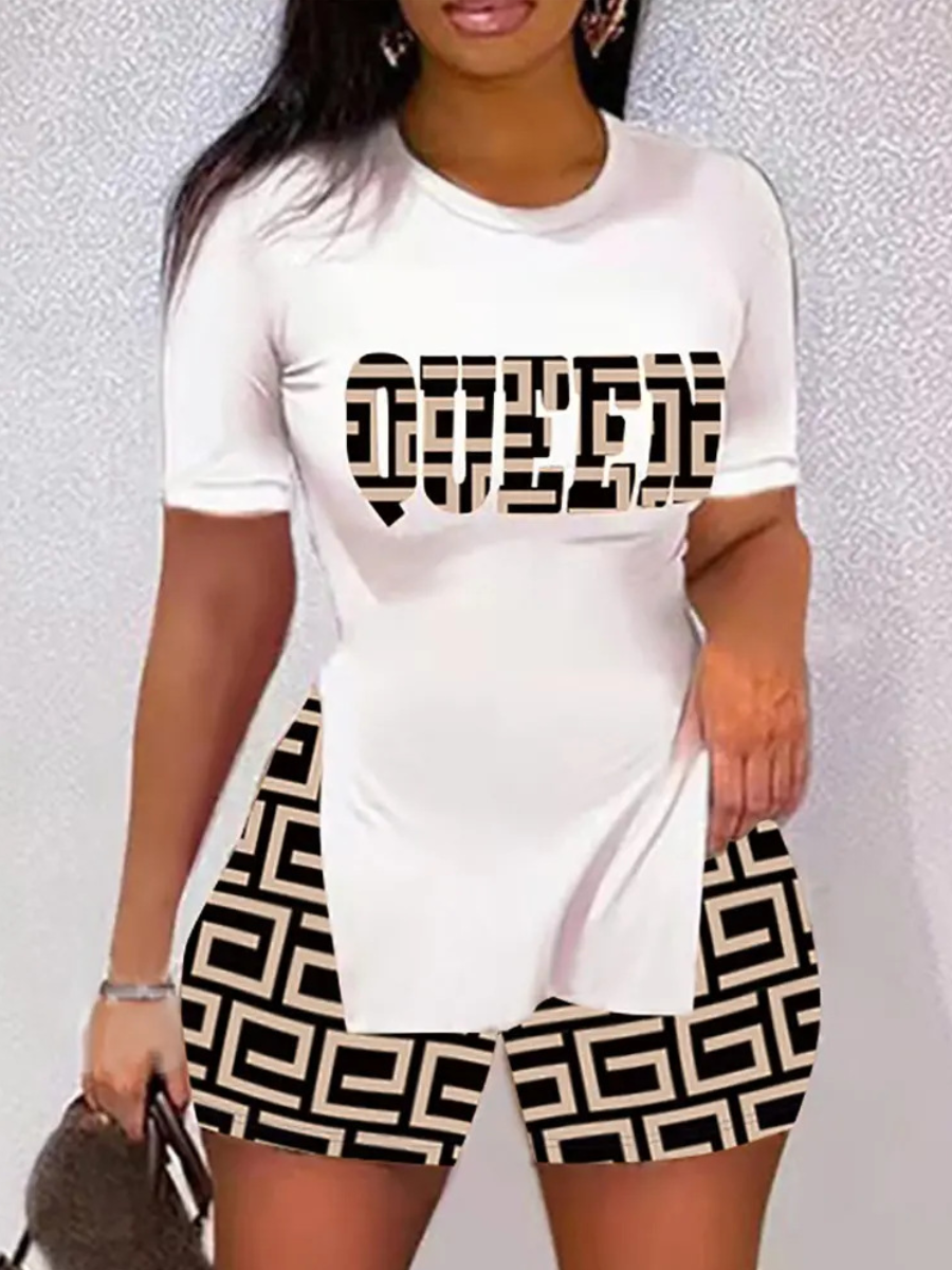 LovelyWholesale Queen Geometric Letter Print Shorts Set Summer Short Sleeve Street Queen Round Neck Spring Summer 2024