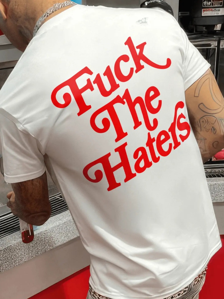 LovelyWholesale Men Letter Print Regular Fit T-shirt Summer Short Sleeve Casual Round Neck Spring Summer 2024