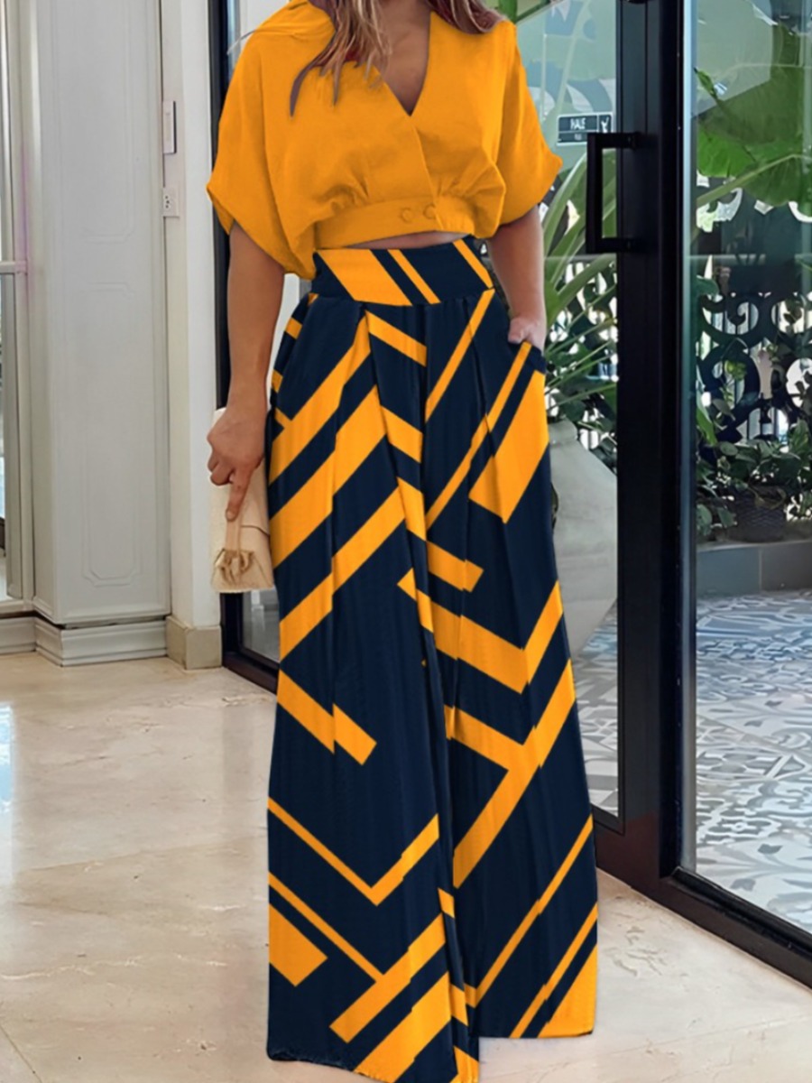 LW Crop Top Geometric Print Wide Leg Pants Set